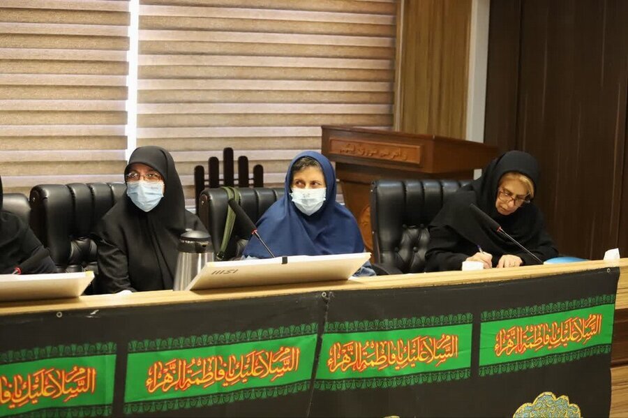 رشت یکی از ۱۰ شهر پایلوت در پروژه ملی شهر دوستدار سالمند / بررسی خدمات سلامت سالمندی و توانبخشی در نشست کمیسیون بهداشت شورای شهر