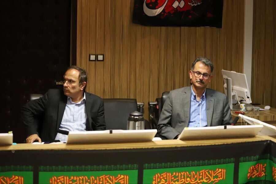 رشت یکی از ۱۰ شهر پایلوت در پروژه ملی شهر دوستدار سالمند / بررسی خدمات سلامت سالمندی و توانبخشی در نشست کمیسیون بهداشت شورای شهر