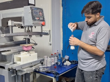 بازدید خبرنگاران لامِرد فارس از گروه تولید لوازم خانگی «فالکه»