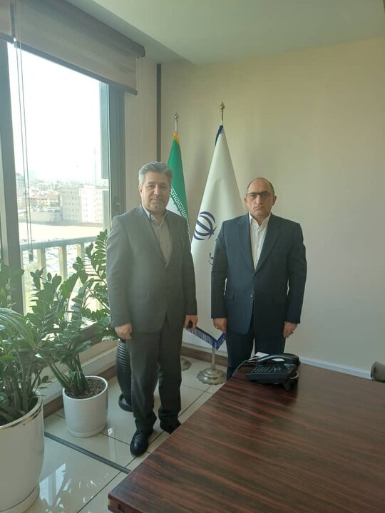 بررسی راهکارهای تأمین نیروی انسانی فرمانداری‌ها و بخشداری‌های تابعه استان فارس