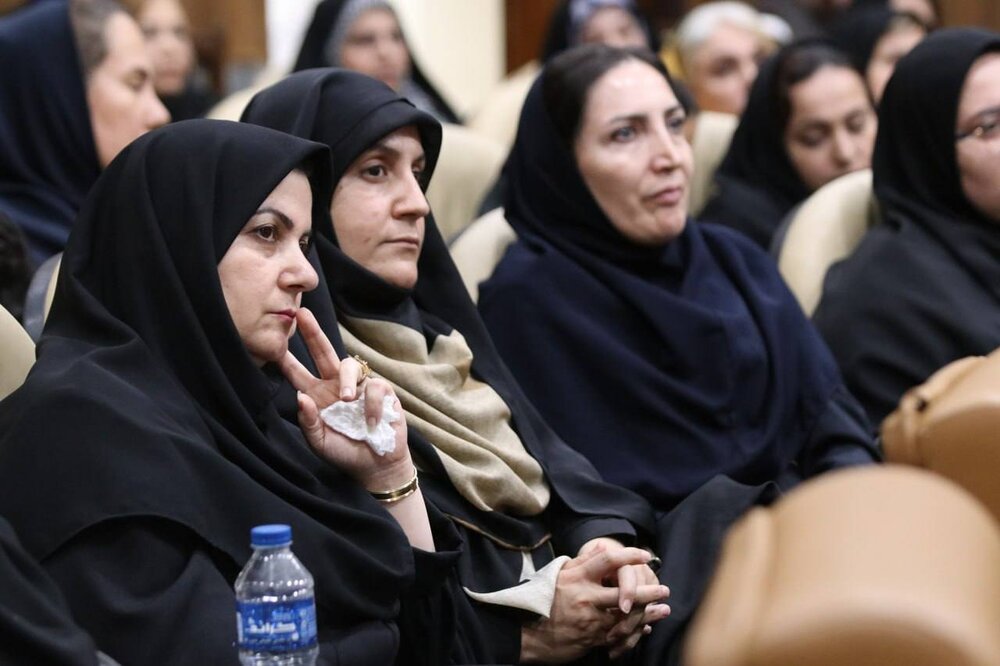 گزارش تصویری نشست نقش ماما در جوانی جمعیت