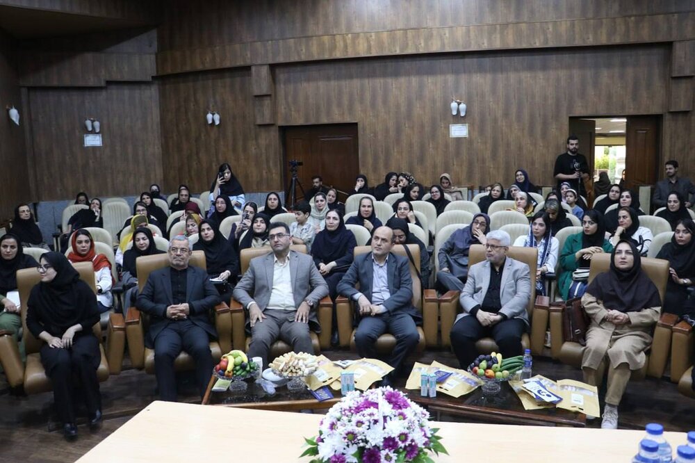 گزارش تصویری نشست نقش ماما در جوانی جمعیت