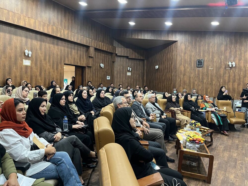 گزارش تصویری نشست نقش ماما در جوانی جمعیت