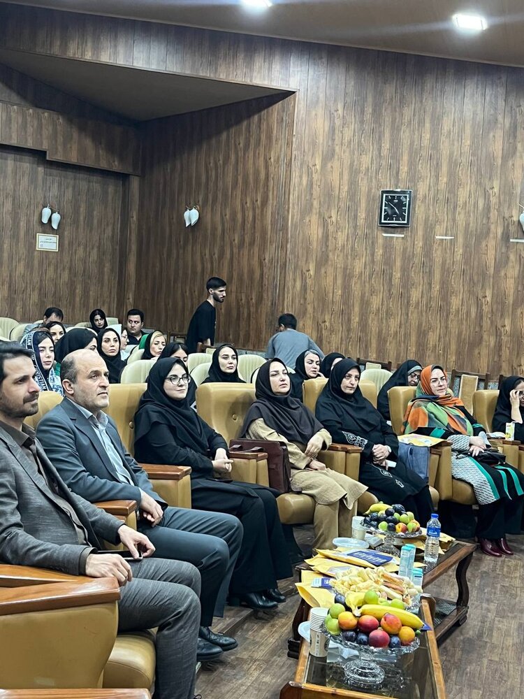 گزارش تصویری نشست نقش ماما در جوانی جمعیت