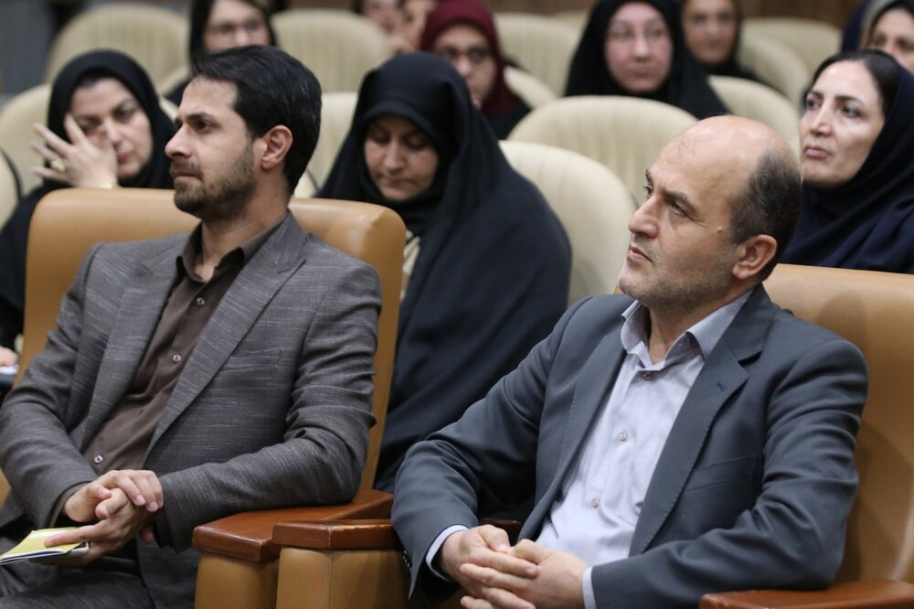 گزارش تصویری نشست نقش ماما در جوانی جمعیت