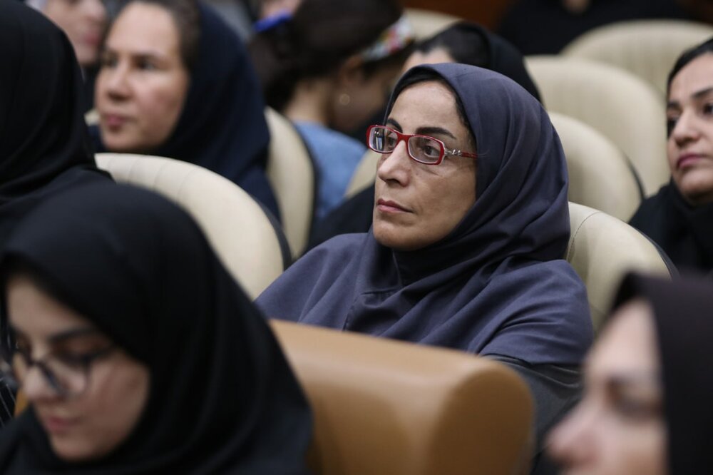 گزارش تصویری نشست نقش ماما در جوانی جمعیت