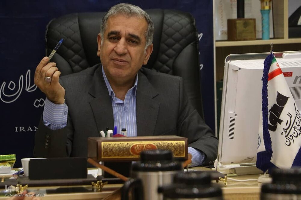 قدرت با احساسات و هیجان تولید نمیشود قدرت با احساسات و هیجان تولید نمیشود