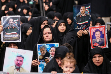 عزاداری شهادت امام رضا(ع) باحضور رهبرمعظم انقلاب