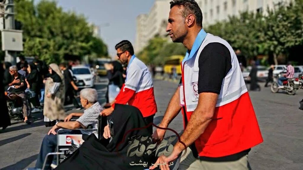 خدمترسانی جوانان هلالاحمر خراسان جنوبی به بیش از ۱۱ هزار زائر رضوی خدمترسانی جوانان هلالاحمر خراسان جنوبی به بیش از ۱۱ هزار زائر رضوی