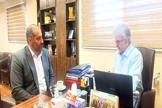 بررسی کمبود پزشک و تجهیزات پزشکی آستارا در نشست با رئیس دانشگاه علوم پزشکی گیلان