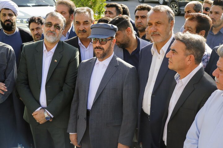 مجموعه ای از طرح های خدماتی، عمرانی و فرهنگی در شهرستان خفر با حضور استاندار افتتاح و کلنگ زنی شد