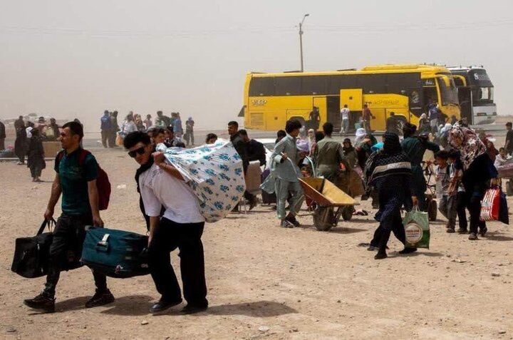 ۹۱۷ هزار مهاجر غیرمجاز افغانستانی از مرز دوغارون به کشورشان بازگشتند