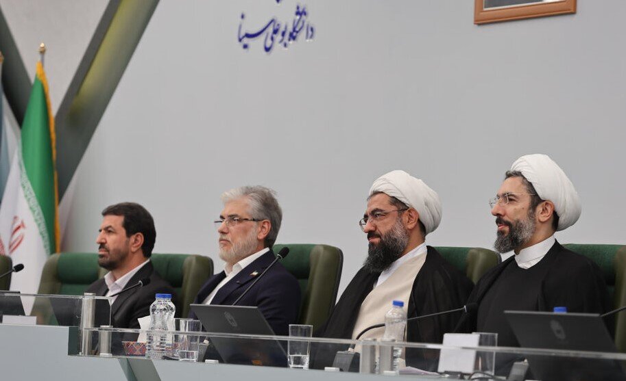 هوش مصنوعی محور توسعه دانشگاه ها و پارک ها