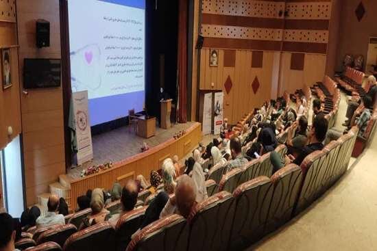 برگزاری دوره آموزشی ویژه کادر بهداشت و درمان با موضوع جوانی جمعیت