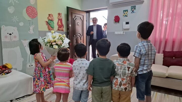 تأکید فرماندار رشت بر حمایت از سلامت و رفاه کودکان بی‌سرپرست