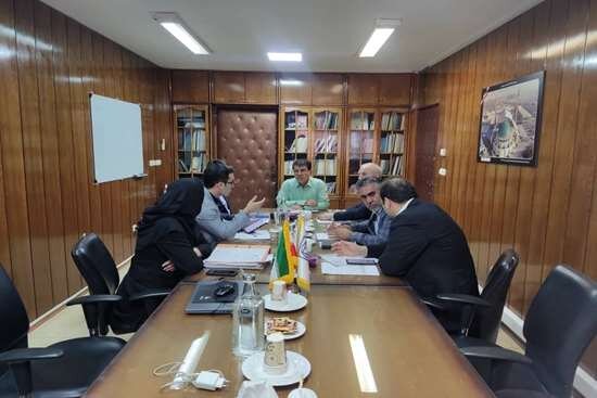 بررسی روند ساخت بیمارستان ۴۲۱ تخت‌خوابی رشت در دیدار مسئولان