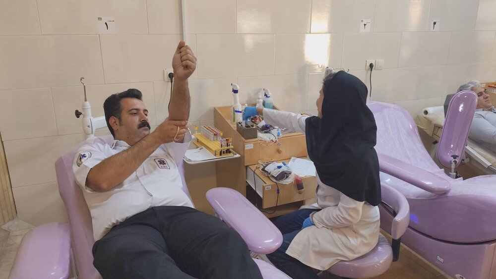 اهدا ۶ واحد خون از سوی نیروهای درمانی آباده به بیماران نیازمند