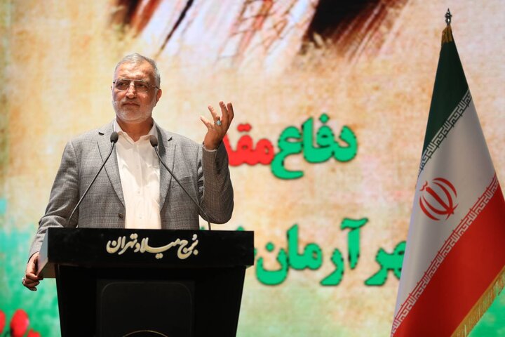 شهدا و پیشکسوتان عرصه جهاد، ستون‌های انقلاب اسلامی هستند