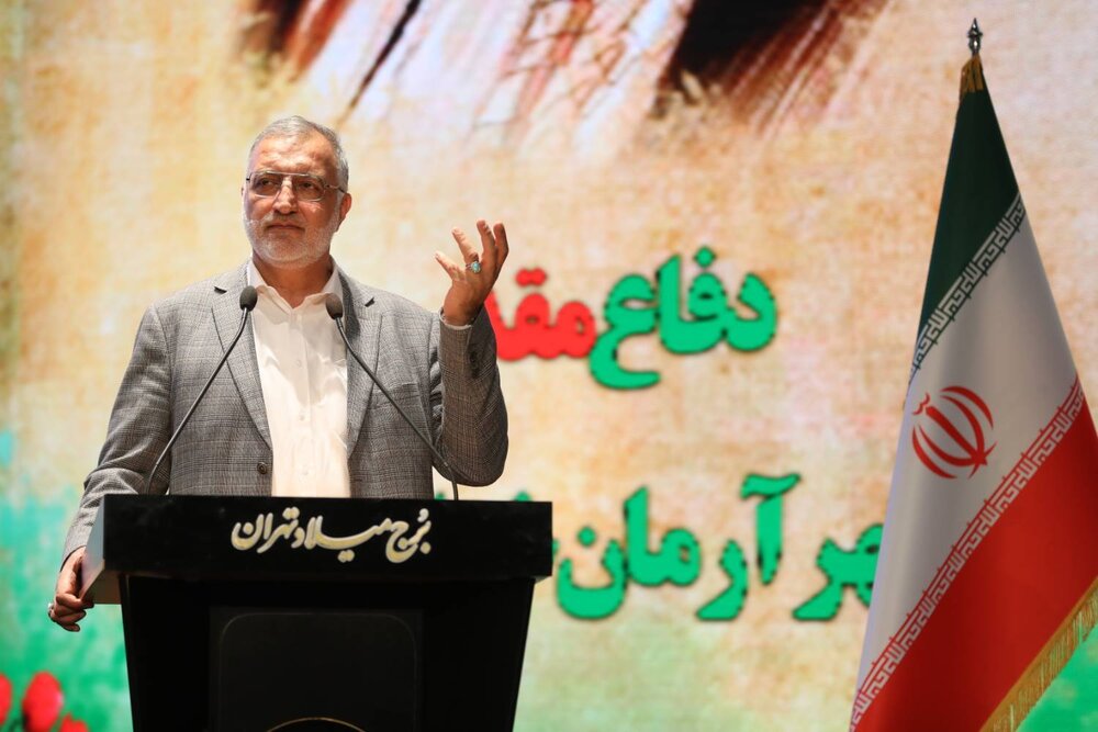 شهدا و پیشکسوتان عرصه جهاد، ستون‌های انقلاب اسلامی هستند