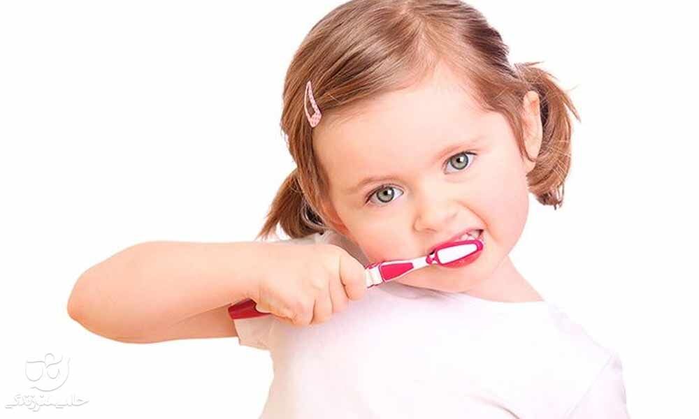 ارائه خدمات پیشگیرانه دهان و دندان برای کودکان در خانههای بهداشت استان زنجان ارائه خدمات پیشگیرانه دهان و دندان برای کودکان در خانههای بهداشت استان زنجان