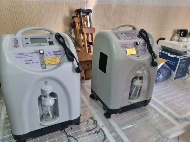 اهدای یک میلیارد ریالی تجهیزات پزشکی به بانک امانات هلال‌احمر بیرجند