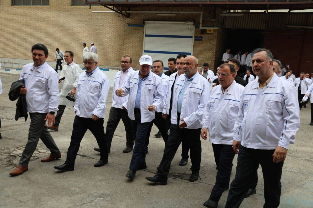 بازدید وزیر تعاون از شرکت های لبنی گلستان