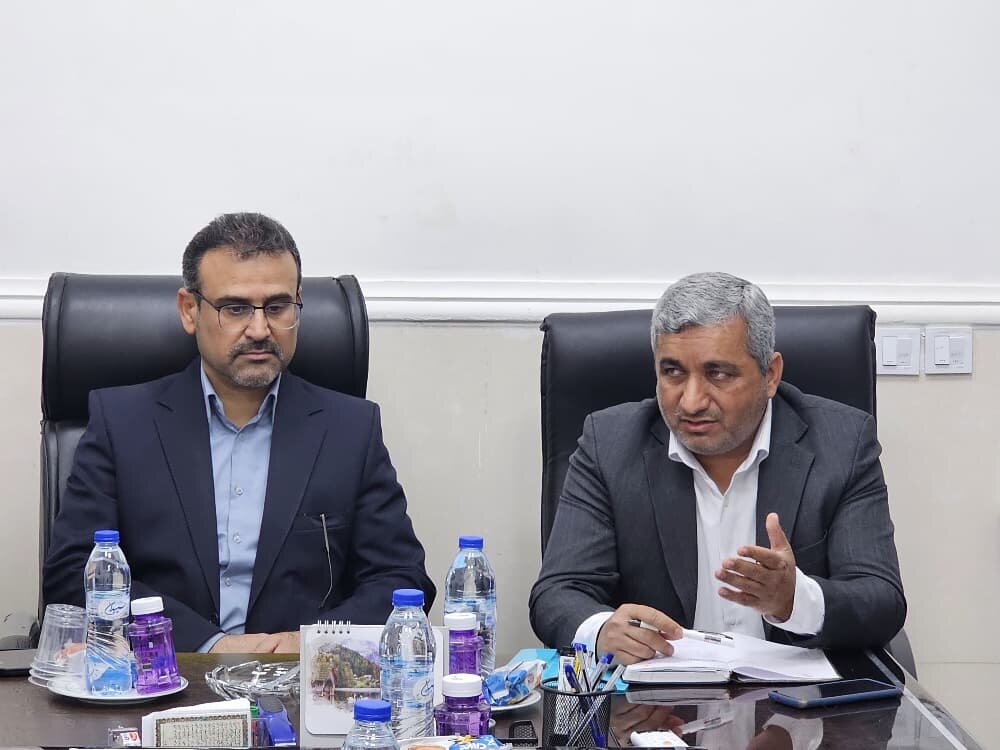 آغاز فصل جدیدی از همکاری برای رشد علمی لامِرد
از همدلی مدیران تا گفت‌وگوی صمیمی فرماندار با دانشجویان