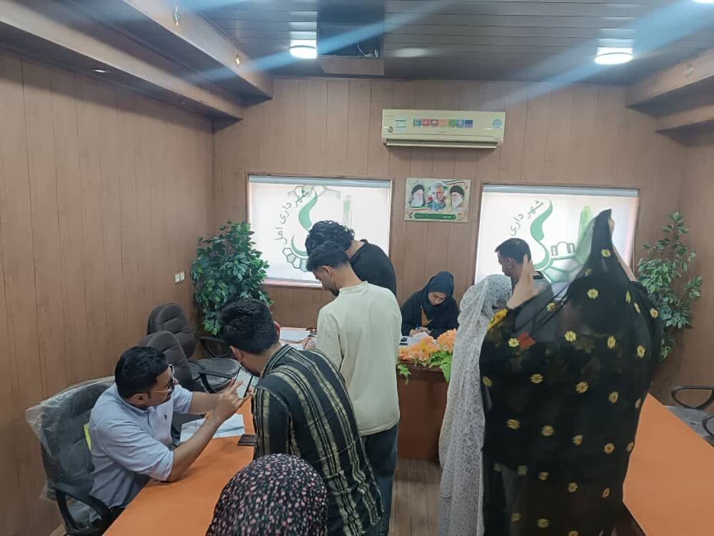 ۲۵ خانواده از شهر اهِل شهرستان لامِرد از وام علوی بهره‌مند شدند