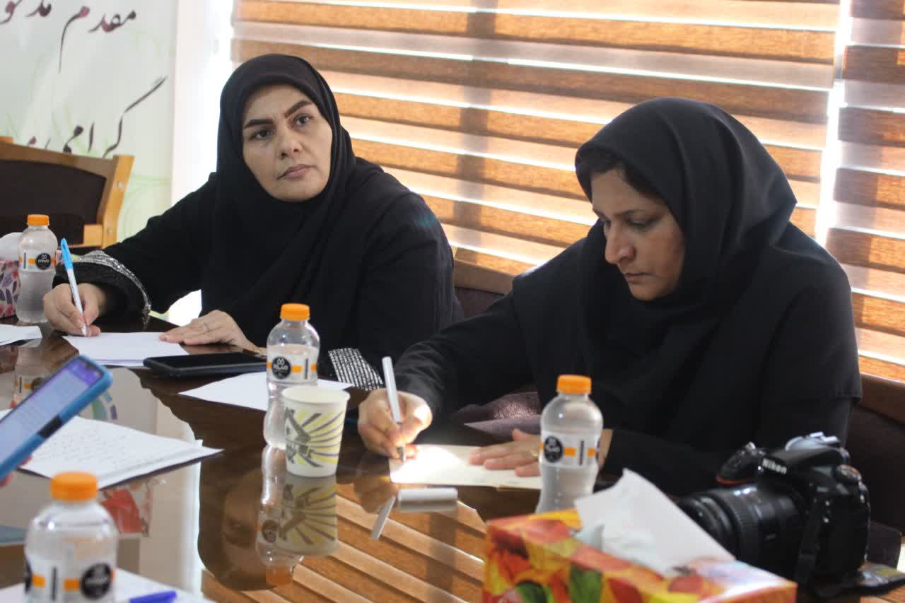 تجلیل از ۲۵ واحد تولیدی برتر در همایش انجمن صنایع غذایی و دارویی