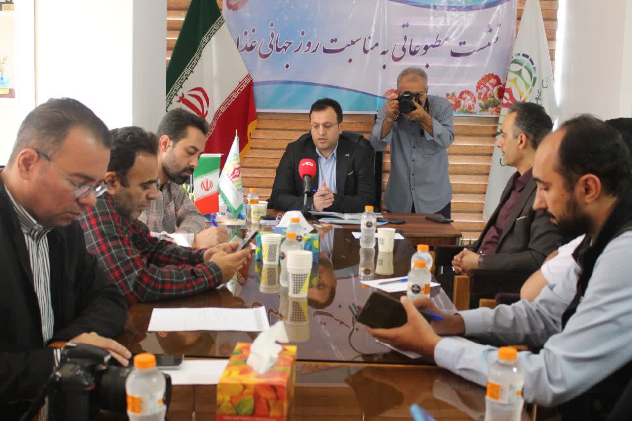 تجلیل از ۲۵ واحد تولیدی برتر در همایش انجمن صنایع غذایی و دارویی