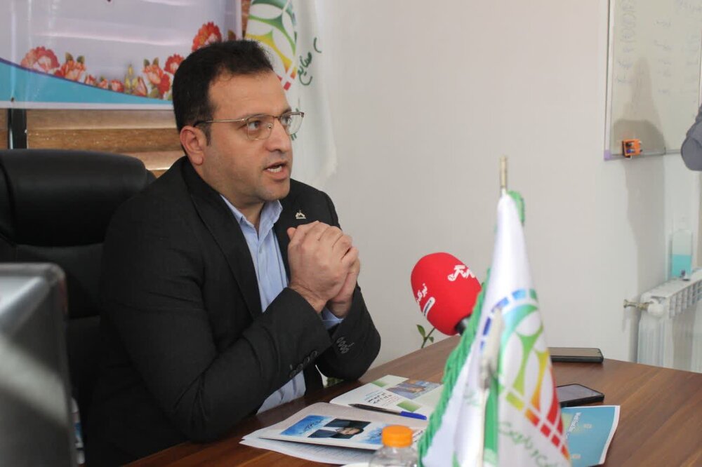 تجلیل از ۲۵ واحد تولیدی برتر در همایش انجمن صنایع غذایی و دارویی