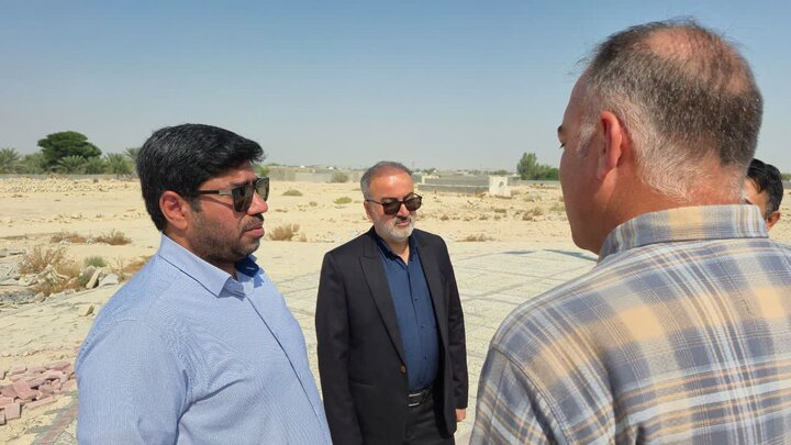 بازدید مسئول دفتر دکتر موسوی از روند احداث پارک روستای کندر محمدی