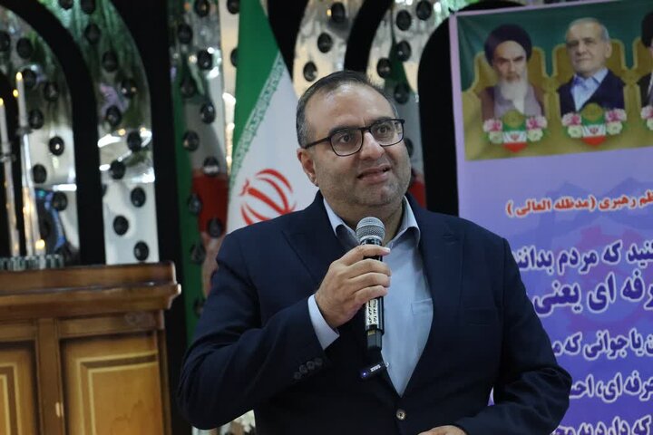 گلریزان پاییز/ دومین گلریزان خیرین مهارت در نکا برگزار شد