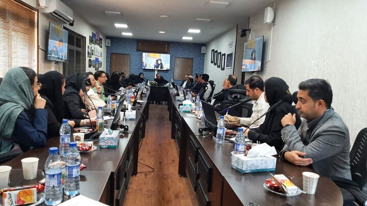 برگزاری میز تخصصی ثبت سفارش و کارت بازرگانی در چهارمین روز شیراز اکسپو ۲۰۲۵