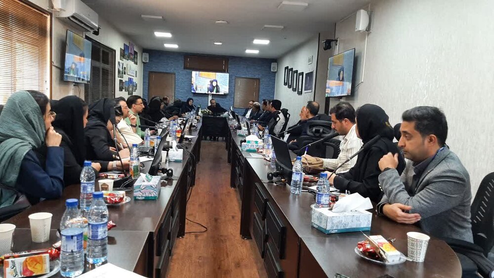 برگزاری میز تخصصی ثبت سفارش و کارت بازرگانی در چهارمین روز شیراز اکسپو ۲۰۲۵