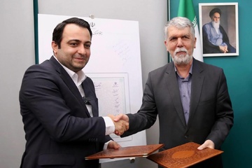 مراسم رونمایی از شناسنامه آثار هنری با حضور وزیر فرهنگ و ارشاد