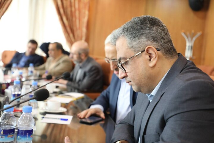 نقش نخبگان در نظام سلامت