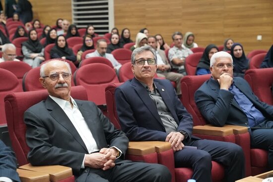سمینار تخصصی پیشگیری و کنترل مسمومیتها در بیرجند برگزار شد سمینار تخصصی پیشگیری و کنترل مسمومیتها در بیرجند برگزار شد