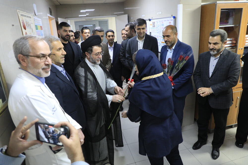 تقدیر رئیس کل دادگستری استان فارس از پرستاران بیمارستان قلب الزهرا(س) شیراز