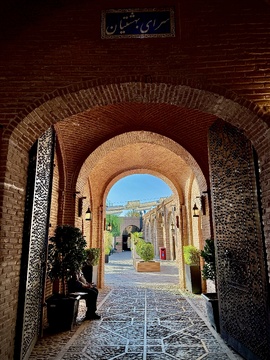 بازار قزوین؛ نگینی از تاریخ و معماری ایرانی