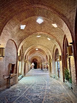 بازار قزوین؛ نگینی از تاریخ و معماری ایرانی