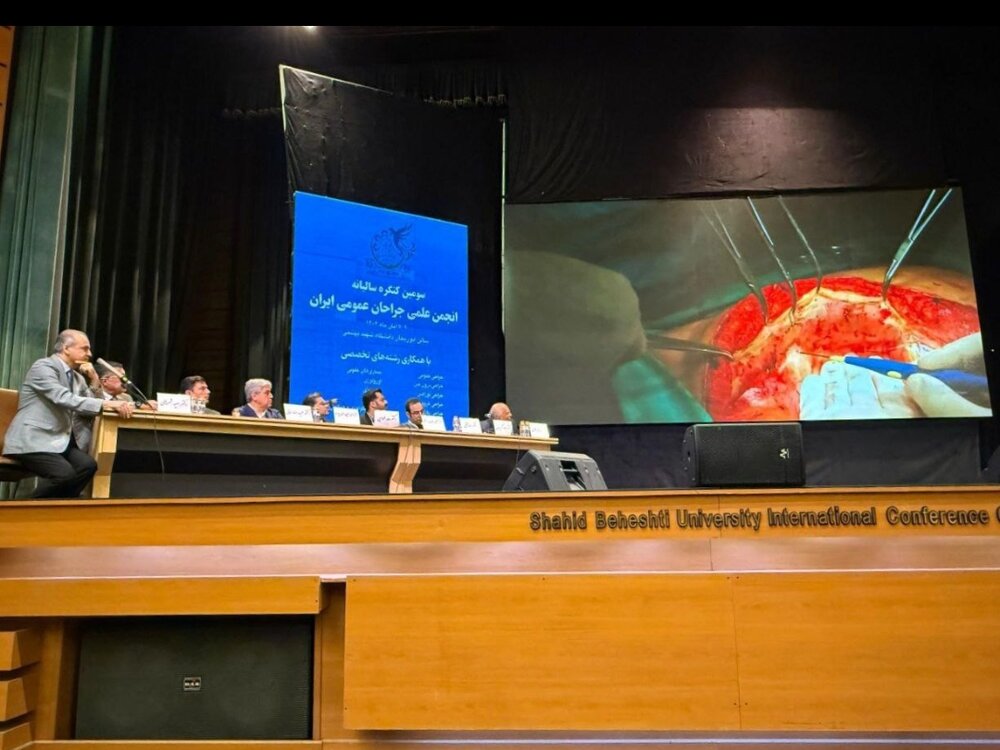 چرخه معیوب معیشت جراحان جوان، آموزش پزشکی را تهدید می‌کند