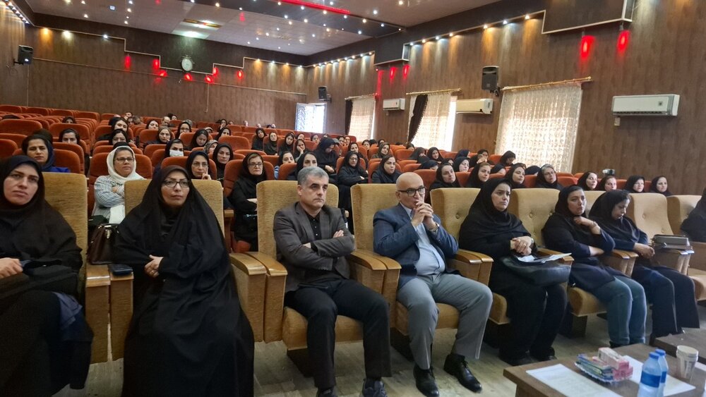 ترویج فرهنگ خودمراقبتی در پویش ملی پیشگیری از سرطان پستان لنگرود