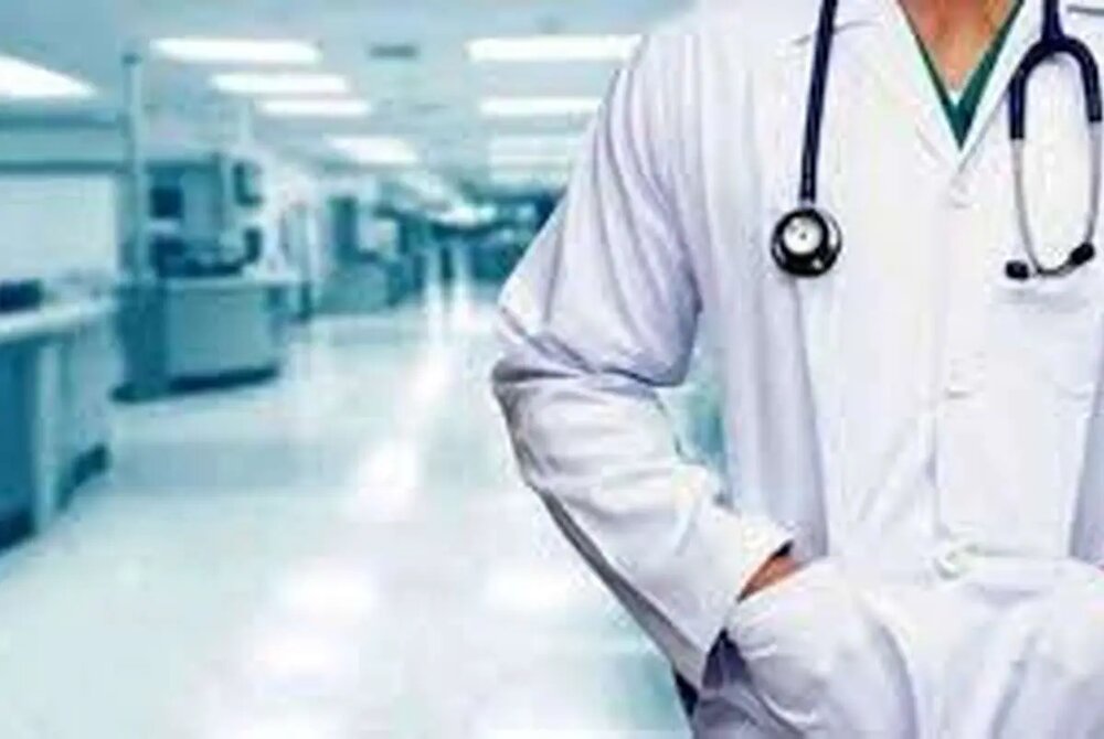 سکوت درمانگاه قلعه‌زری خوسف؛ انتظار ۱۷۰۰ نفر برای یک پزشک