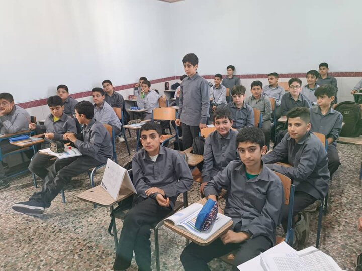 اجرای طرح مراقبت‌های دانش‌آموزی در لنگرود؛ ارتقای شاخص‌های سلامت با اجرای معاینات پایه