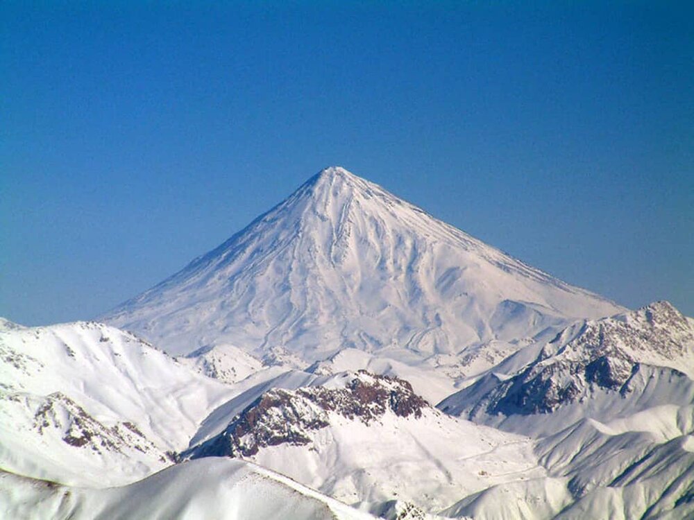 کوهنوردی با هوشمندی: چرا انتخاب تجهیزات درست اهمیت دارد؟