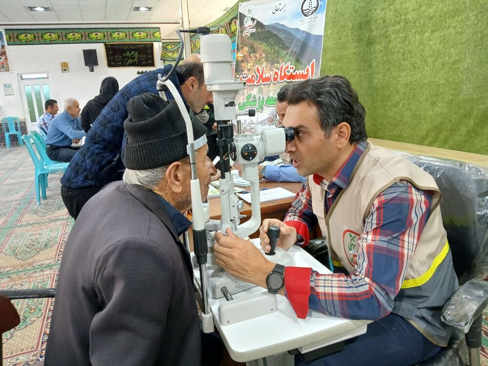 ارائه خدمات رایگان سلامت به روستاییان در گشت رودخان فومن