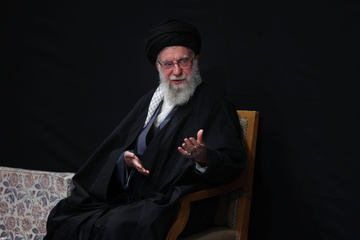 اولین شب مراسم عزاداری شهادت حضرت زهرا(س)با حضور رهبر انقلاب