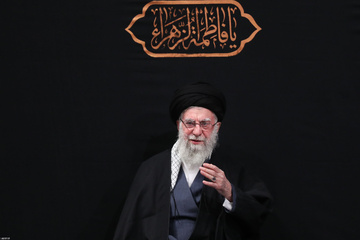 اولین شب مراسم عزاداری شهادت حضرت زهرا(س)با حضور رهبر انقلاب