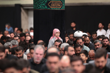اولین شب مراسم عزاداری شهادت حضرت زهرا(س)با حضور رهبر انقلاب